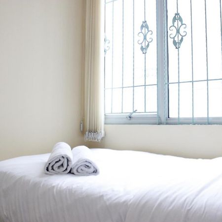 Deluxe & Cozy 4Br Galeri Ciumbuleuit Apartment By Travelio Бандунг Екстериор снимка