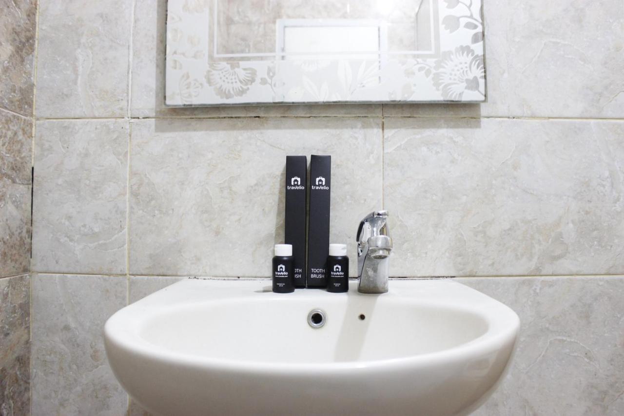 Deluxe & Cozy 4Br Galeri Ciumbuleuit Apartment By Travelio Бандунг Екстериор снимка